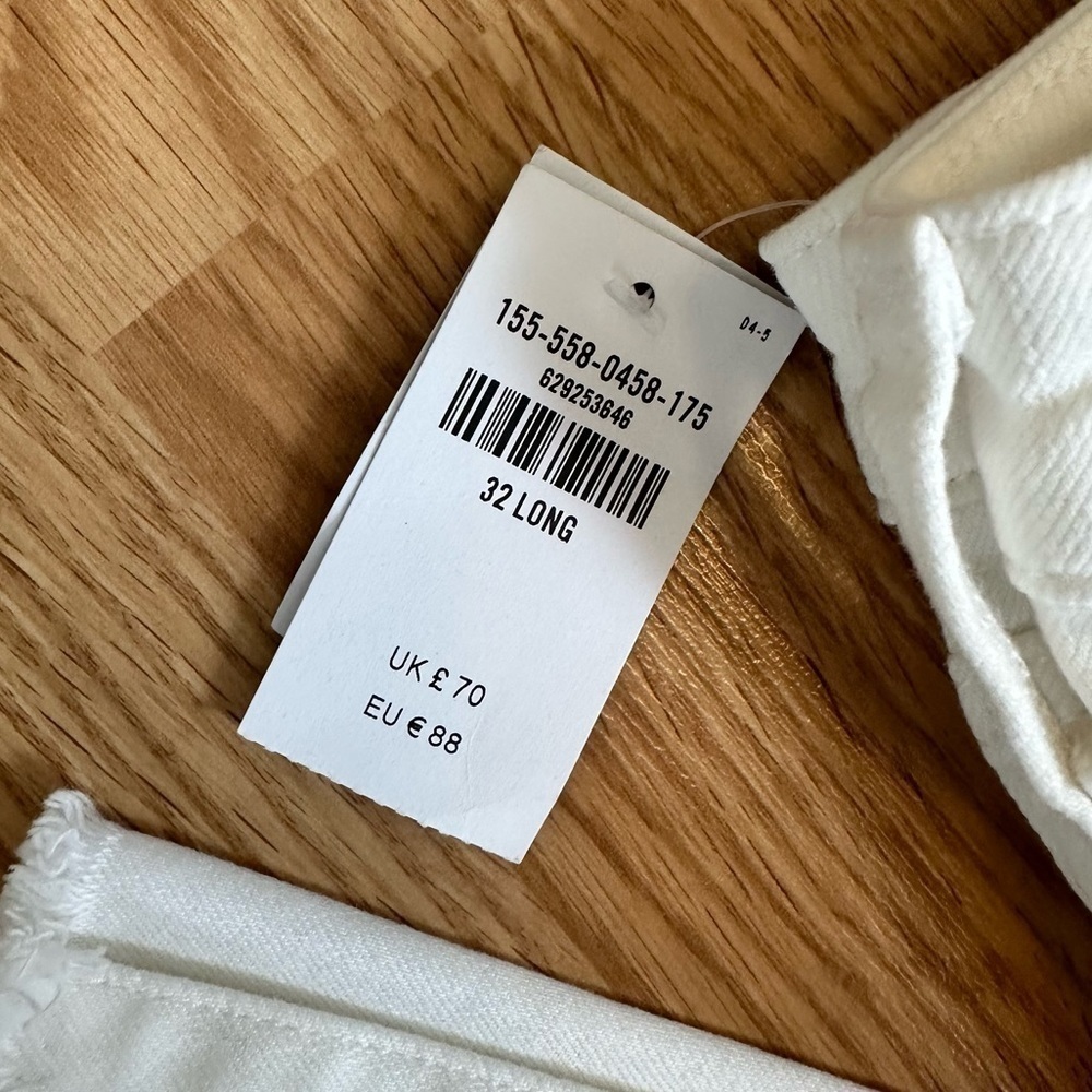 *NWT* Abercrombie & Fitch White Denim Simone High Rise Ankle Jeans, Size 32 - Picture 4 of 4